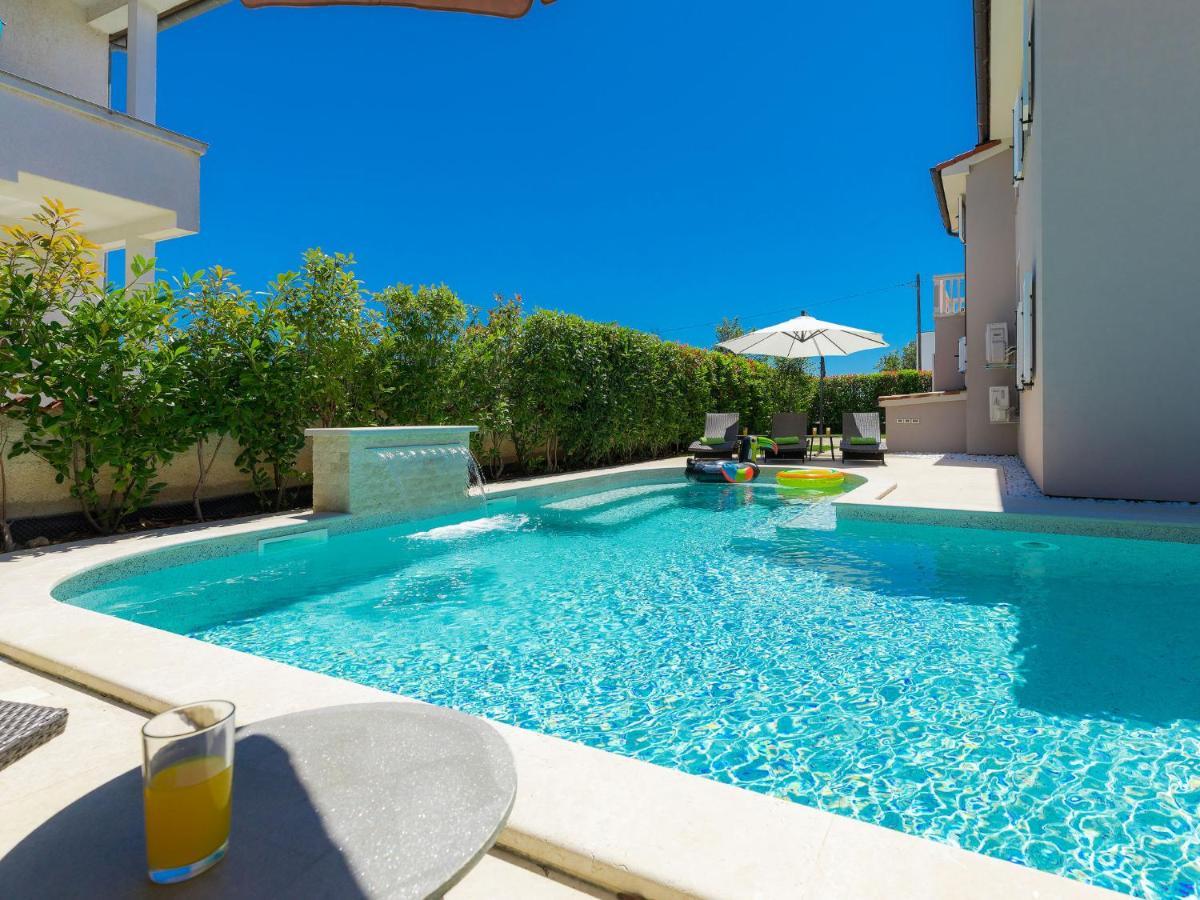 Holiday Home Villa Valentina By Interhome Loborika Exterior foto